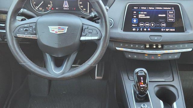 2023 Cadillac XT4 Sport