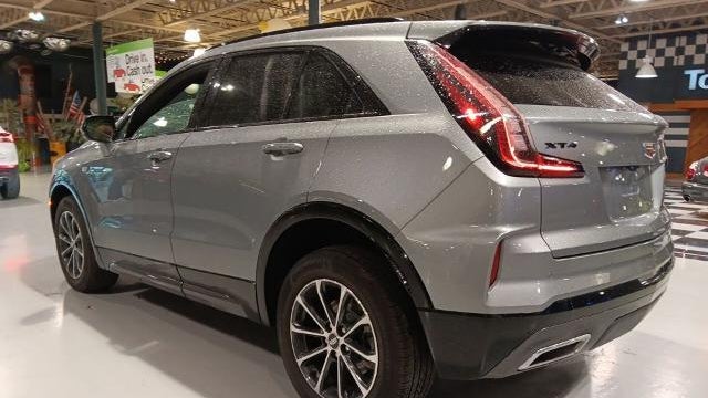 2024 Cadillac XT4 Sport