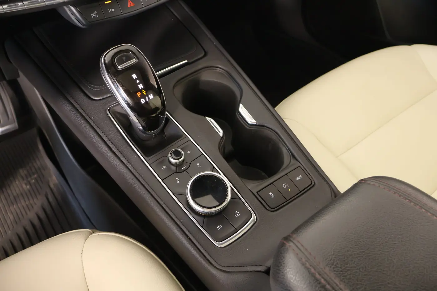 2020 Cadillac XT4 - $17,099