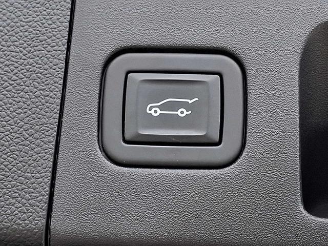 2022 Cadillac XT4 - $33,588
