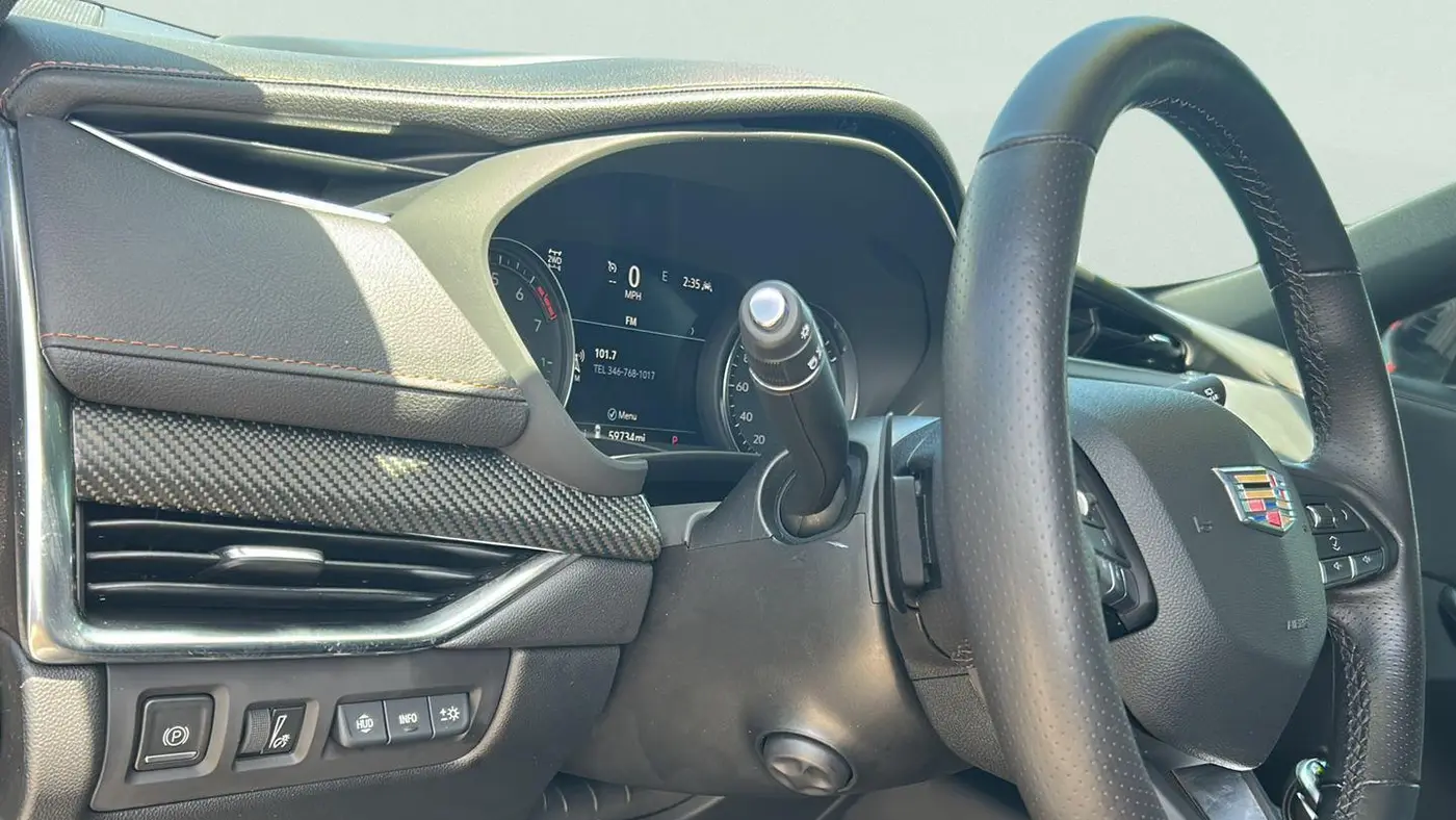 2022 Cadillac XT4 Sport