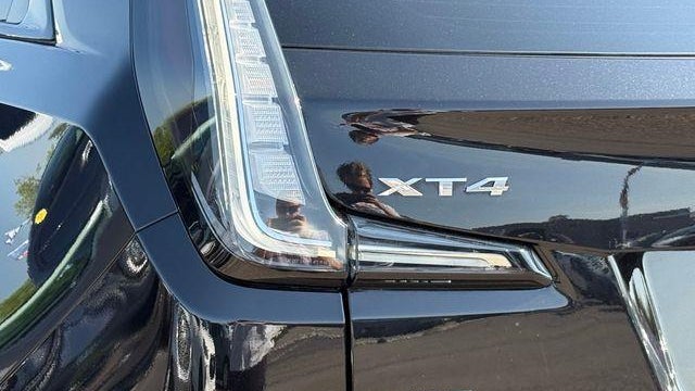 2024 Cadillac XT4 Sport