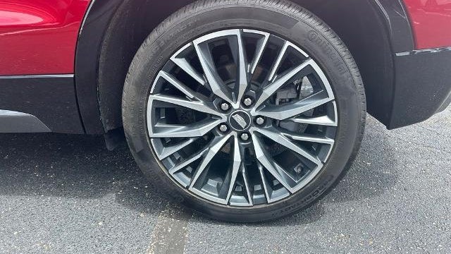 2025 Cadillac XT4 Sport