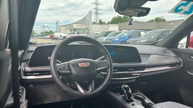 2025 Cadillac XT4 Sport