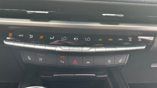 2025 Cadillac XT4 Sport