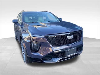 2025 Cadillac XT4 with Midnight Sky Metallic Exterior