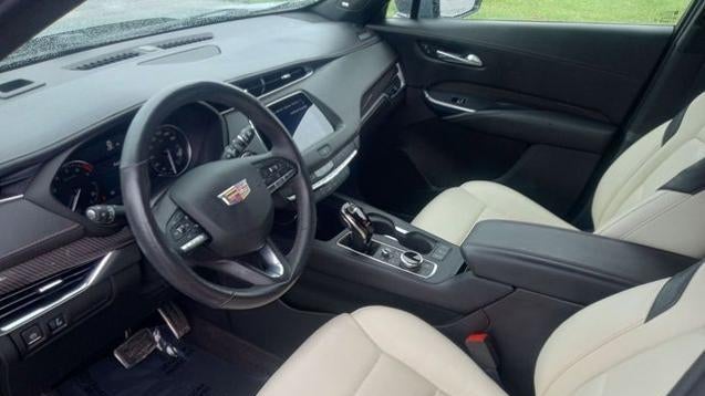 2023 Cadillac XT4 Sport