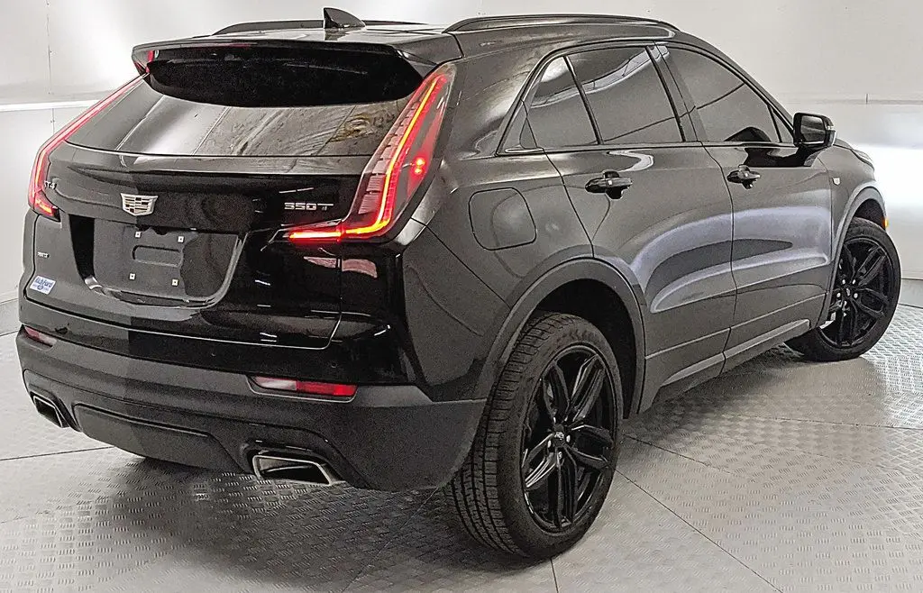 2022 Cadillac XT4 - $35,432
