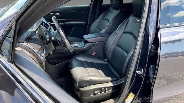 2022 Cadillac XT4 Sport