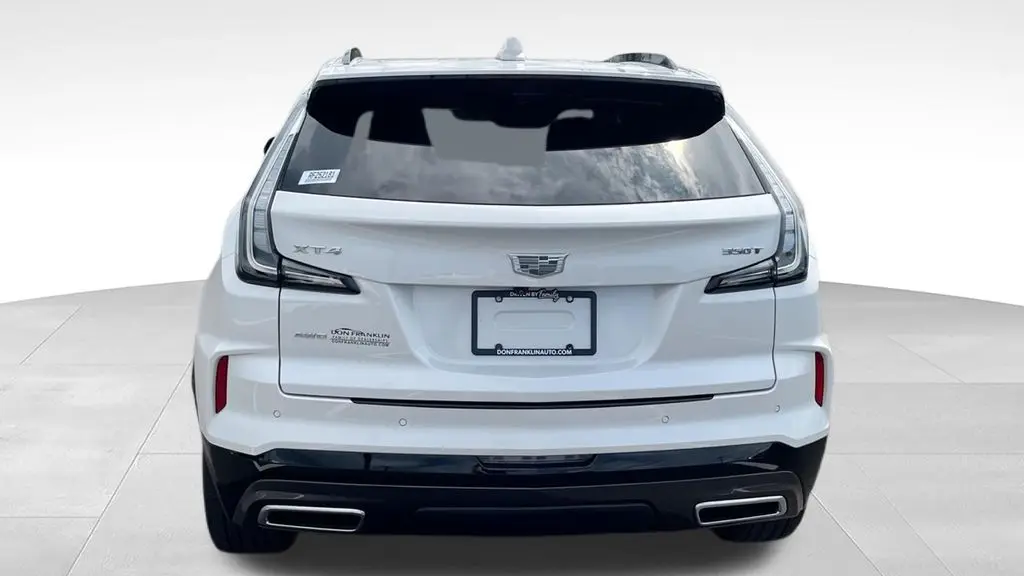 2024 Cadillac XT4 Sport