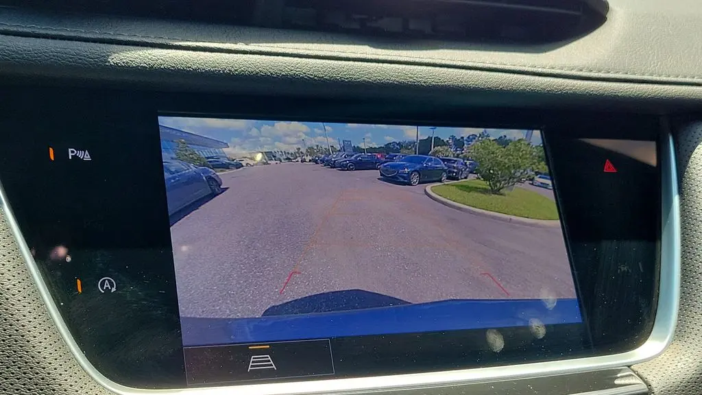 2025 Cadillac XT5 Luxury