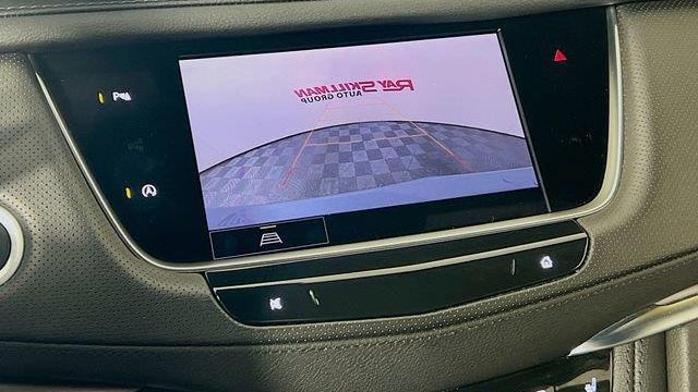 2025 Cadillac XT5 Luxury