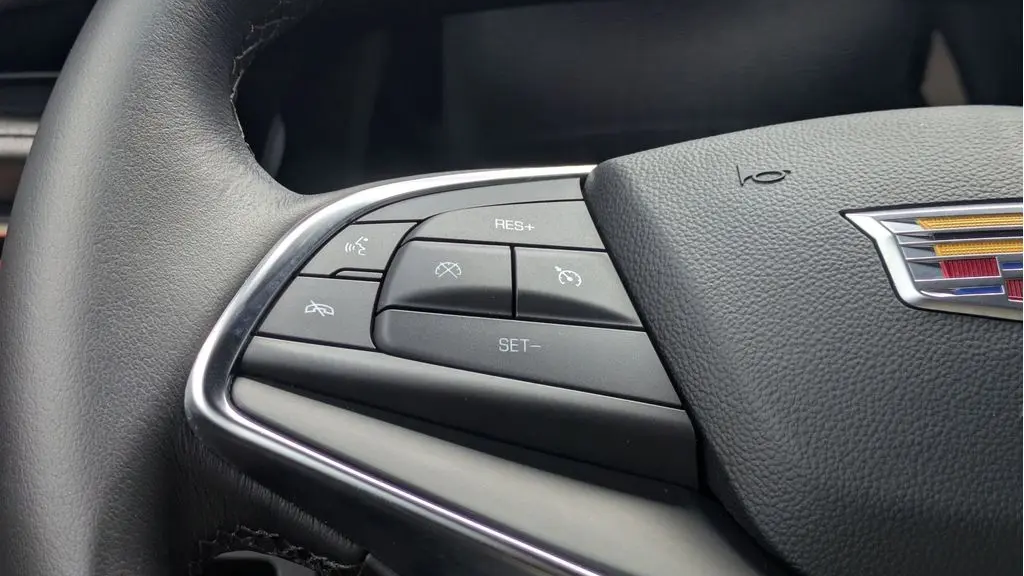 2023 Cadillac XT5 Luxury