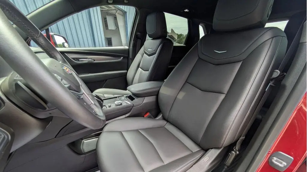 2023 Cadillac XT5 Luxury