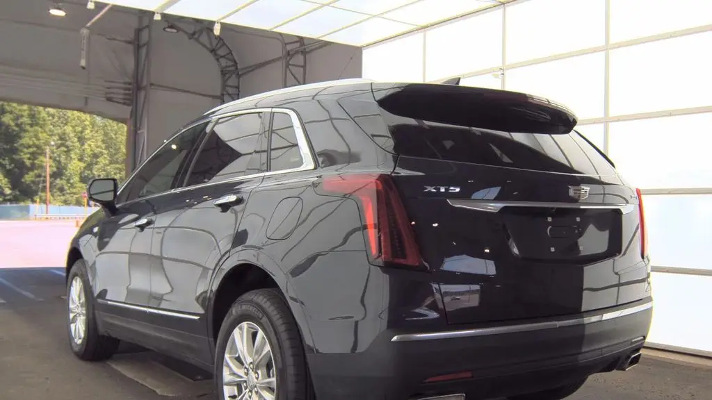 2025 Cadillac XT5 Luxury