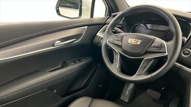 2025 Cadillac XT5 Luxury