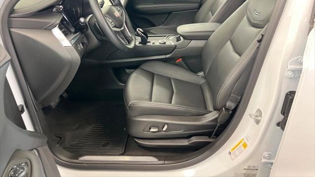2025 Cadillac XT5 Luxury