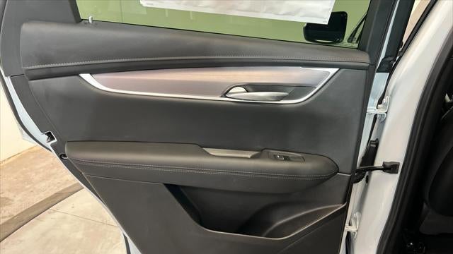 2025 Cadillac XT5 Luxury