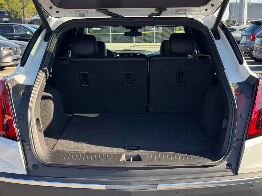 2021 Cadillac XT5 - $22,143