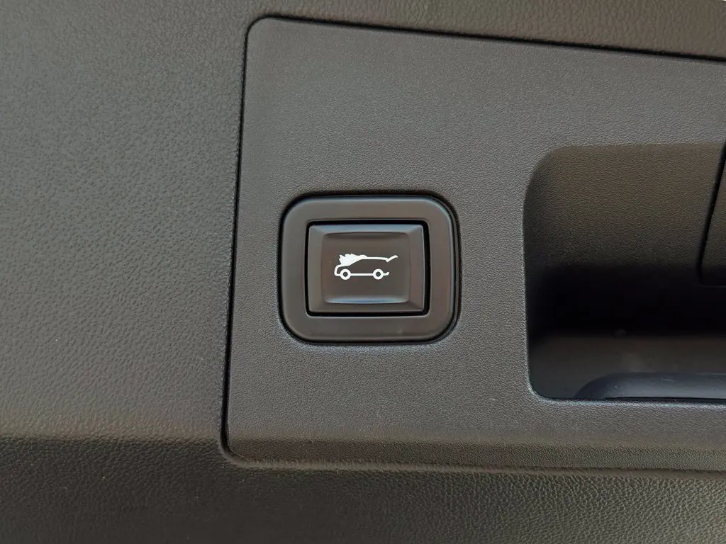 2021 Cadillac XT5 - $22,143