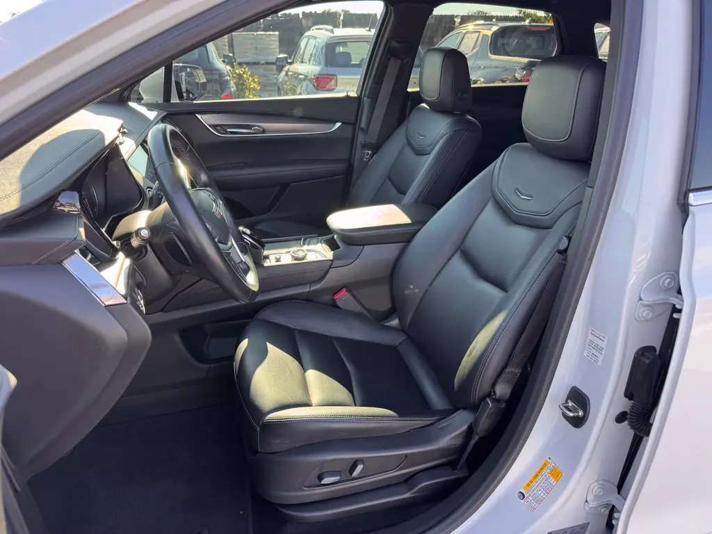 2021 Cadillac XT5 - $22,143