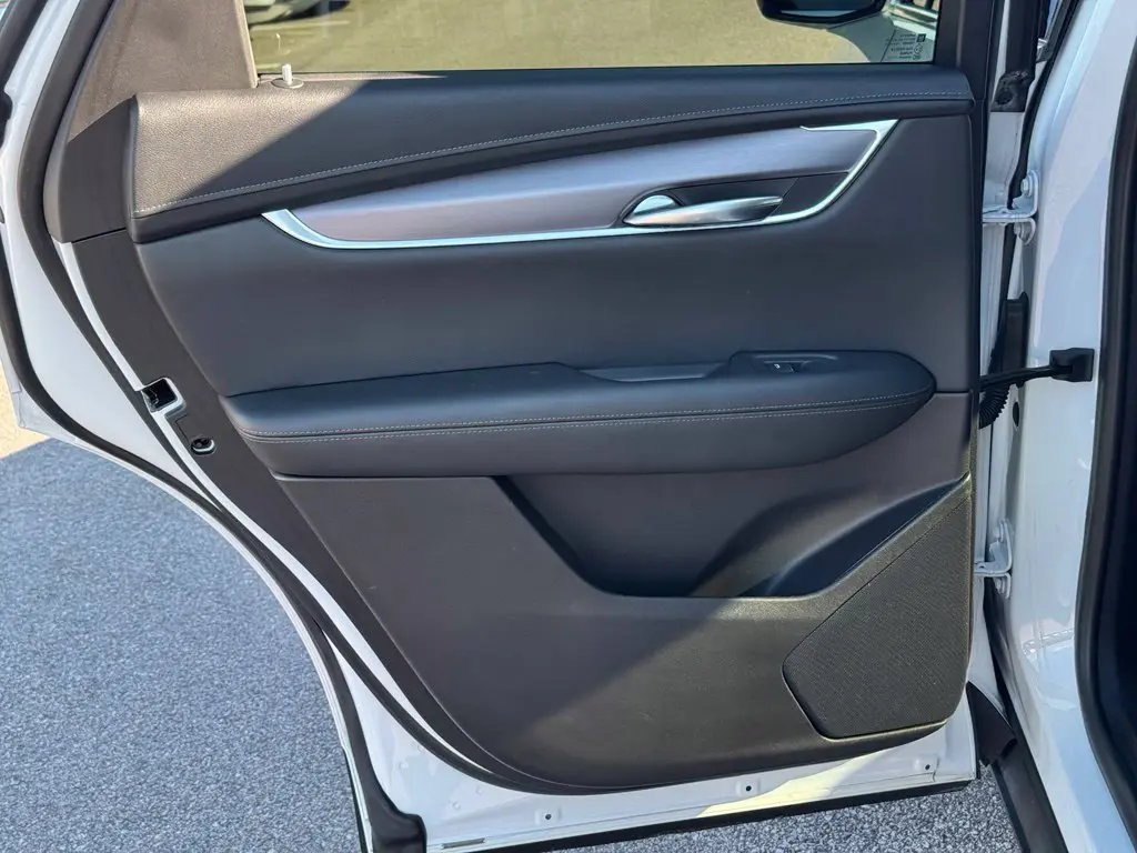 2021 Cadillac XT5 - $22,143