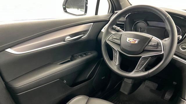 2025 Cadillac XT5 Luxury