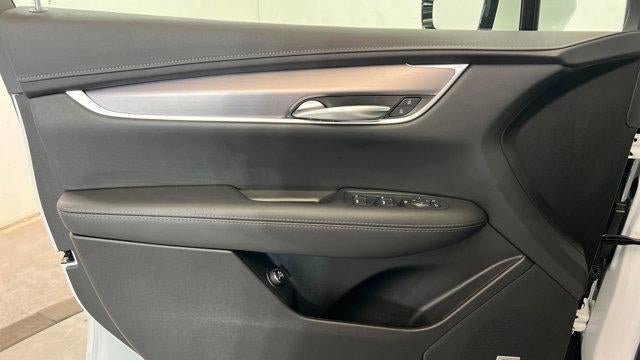 2025 Cadillac XT5 Luxury
