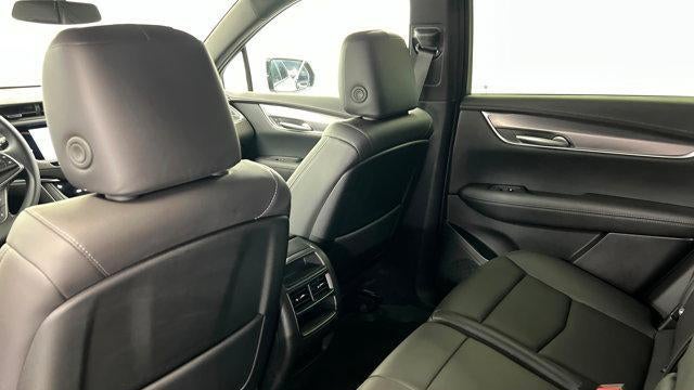 2025 Cadillac XT5 Luxury