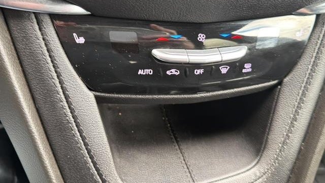 2023 Cadillac XT5 Luxury