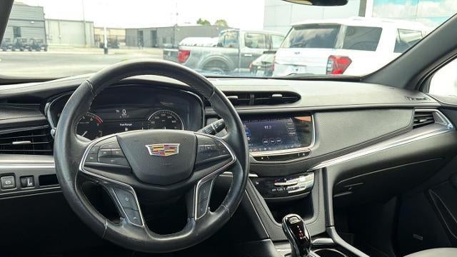 2023 Cadillac XT5 Luxury