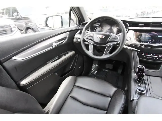 2025 Cadillac XT5 - $31,891