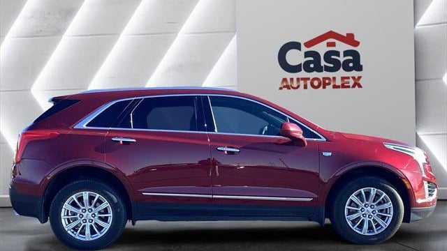 2017 Cadillac XT5 Base