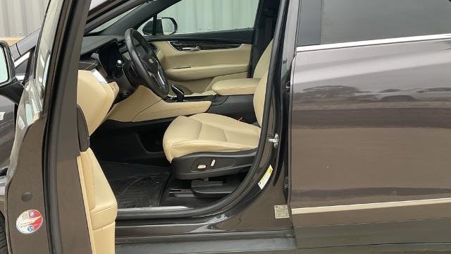 2017 Cadillac XT5 Base