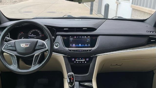 2017 Cadillac XT5 Base