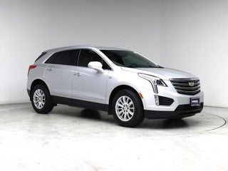 2017 Cadillac XT5 with Radiant Silver Metallic Exterior