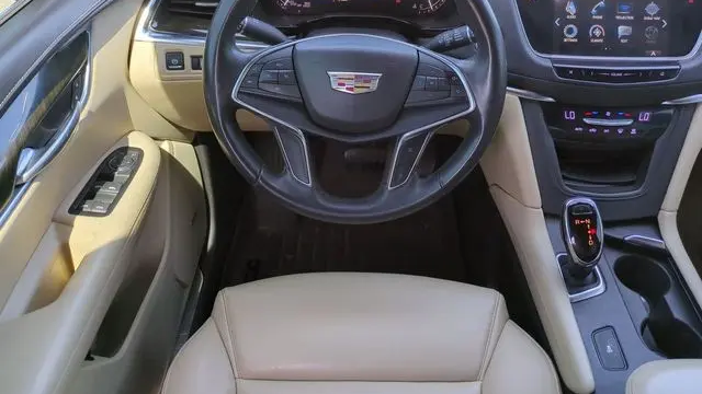 2018 Cadillac XT5 Base