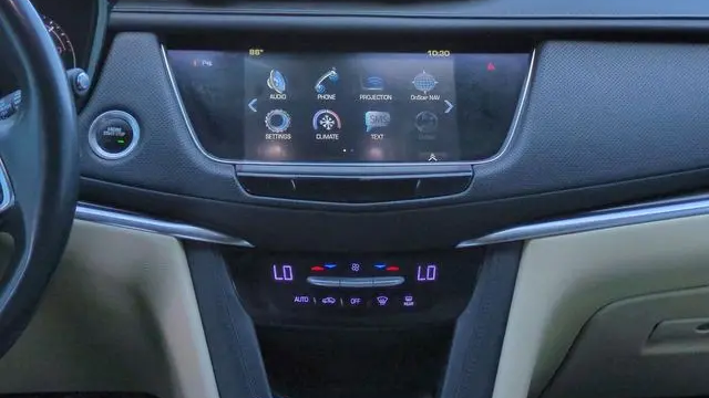 2018 Cadillac XT5 Base