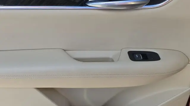 2018 Cadillac XT5 Base