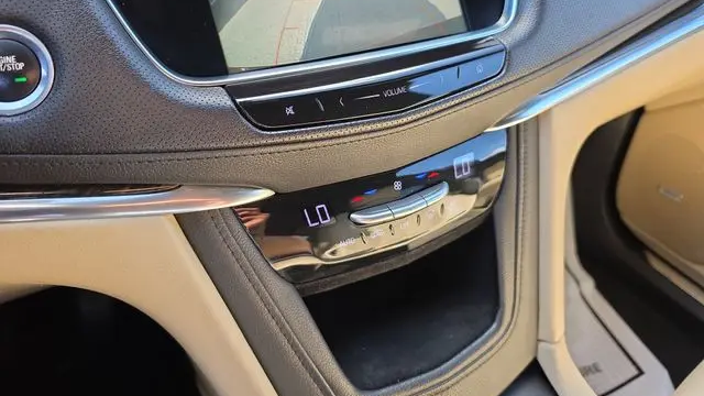 2018 Cadillac XT5 Base