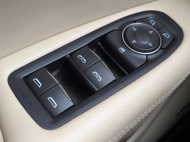 2019 Cadillac XT5 - $16,855