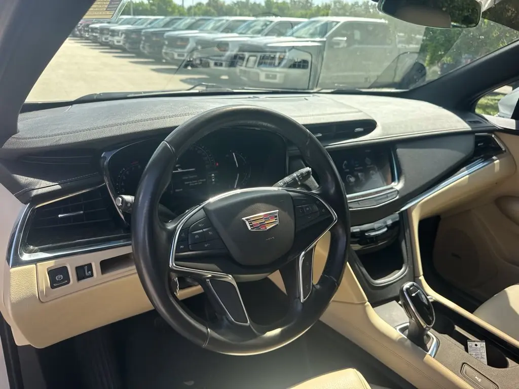 2019 Cadillac XT5 - $15,997