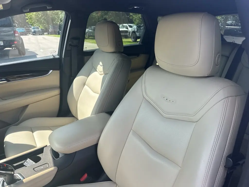 2019 Cadillac XT5 - $15,997