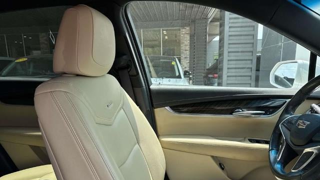2019 Cadillac XT5 Base