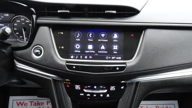 2022 Cadillac XT5 Luxury