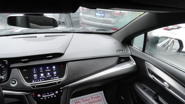2022 Cadillac XT5 Luxury