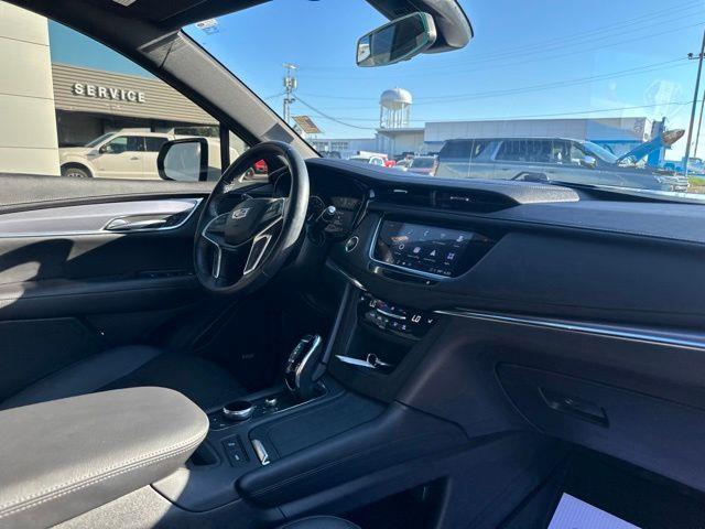 2022 Cadillac XT5 - $25,454