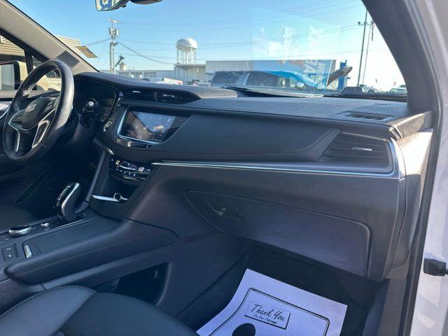 2022 Cadillac XT5 - $25,454