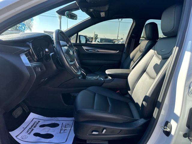 2022 Cadillac XT5 - $25,454