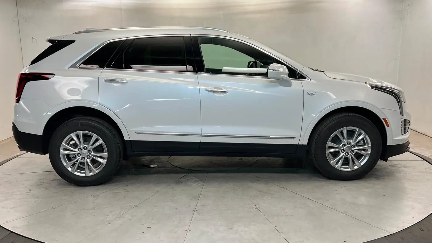 2026 Cadillac XT5 Luxury